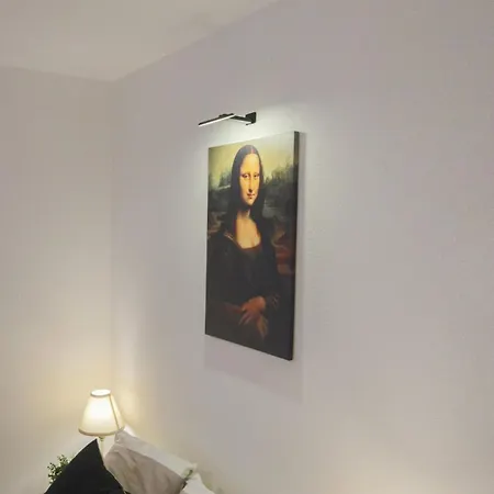Oeuvres Francaises Lägenhet *